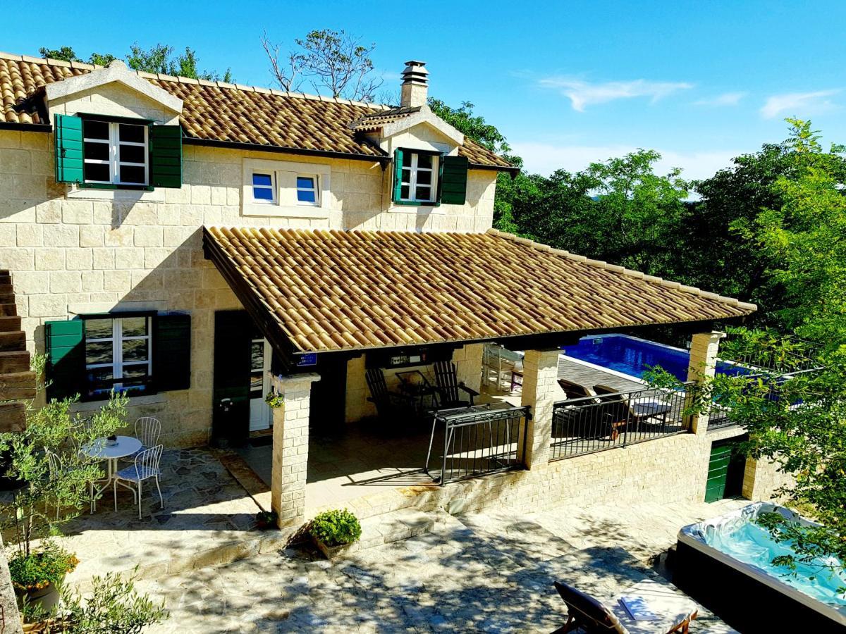 סבטי פטר Villa Dvori Dida Mile מראה חיצוני תמונה