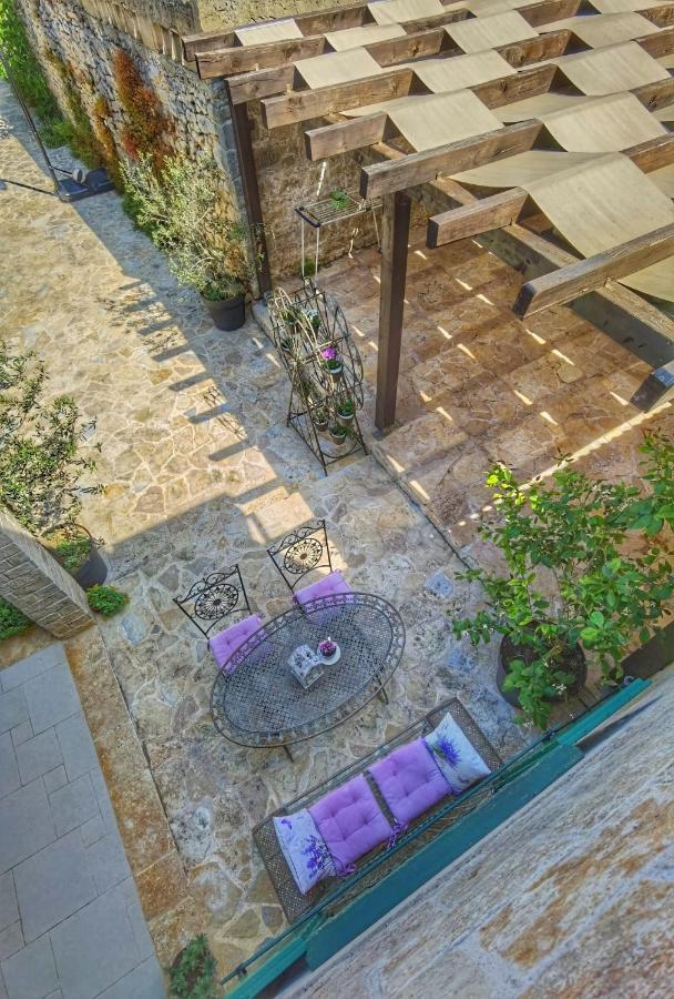 סבטי פטר Villa Dvori Dida Mile מראה חיצוני תמונה
