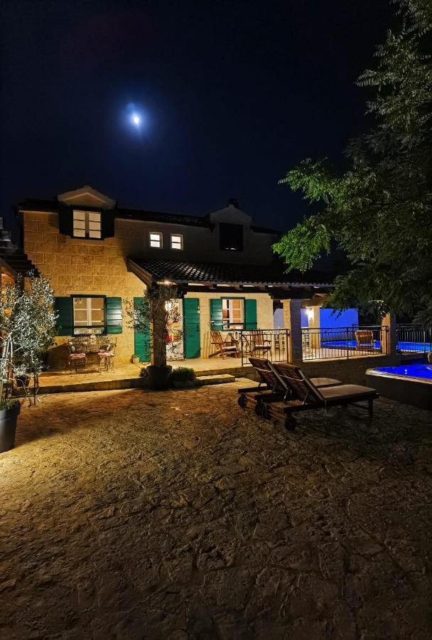 סבטי פטר Villa Dvori Dida Mile מראה חיצוני תמונה