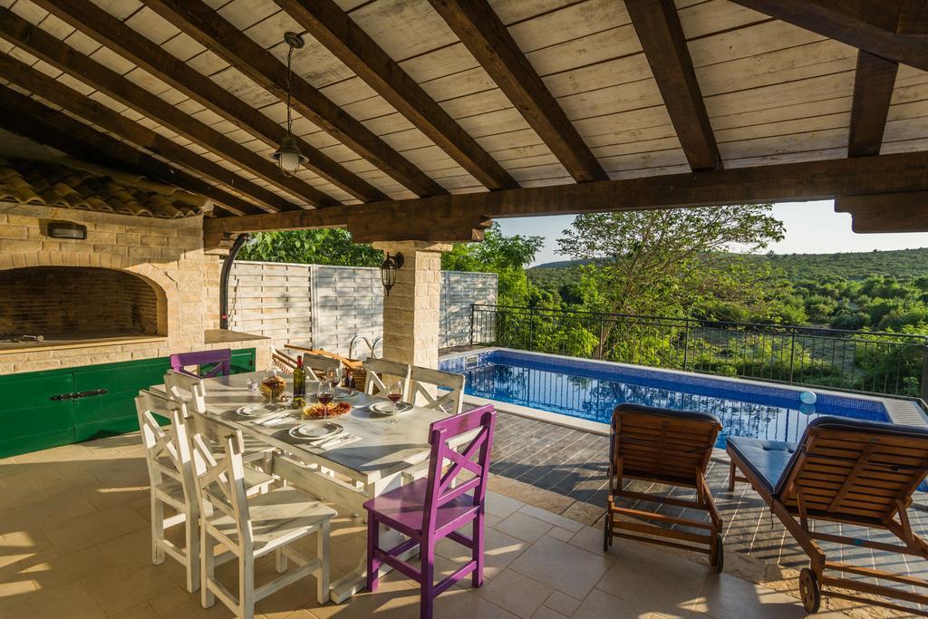 סבטי פטר Villa Dvori Dida Mile חדר תמונה